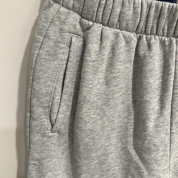 Women’s Gap Sweatpants Jogger - Size S - Picture 2 of 6
